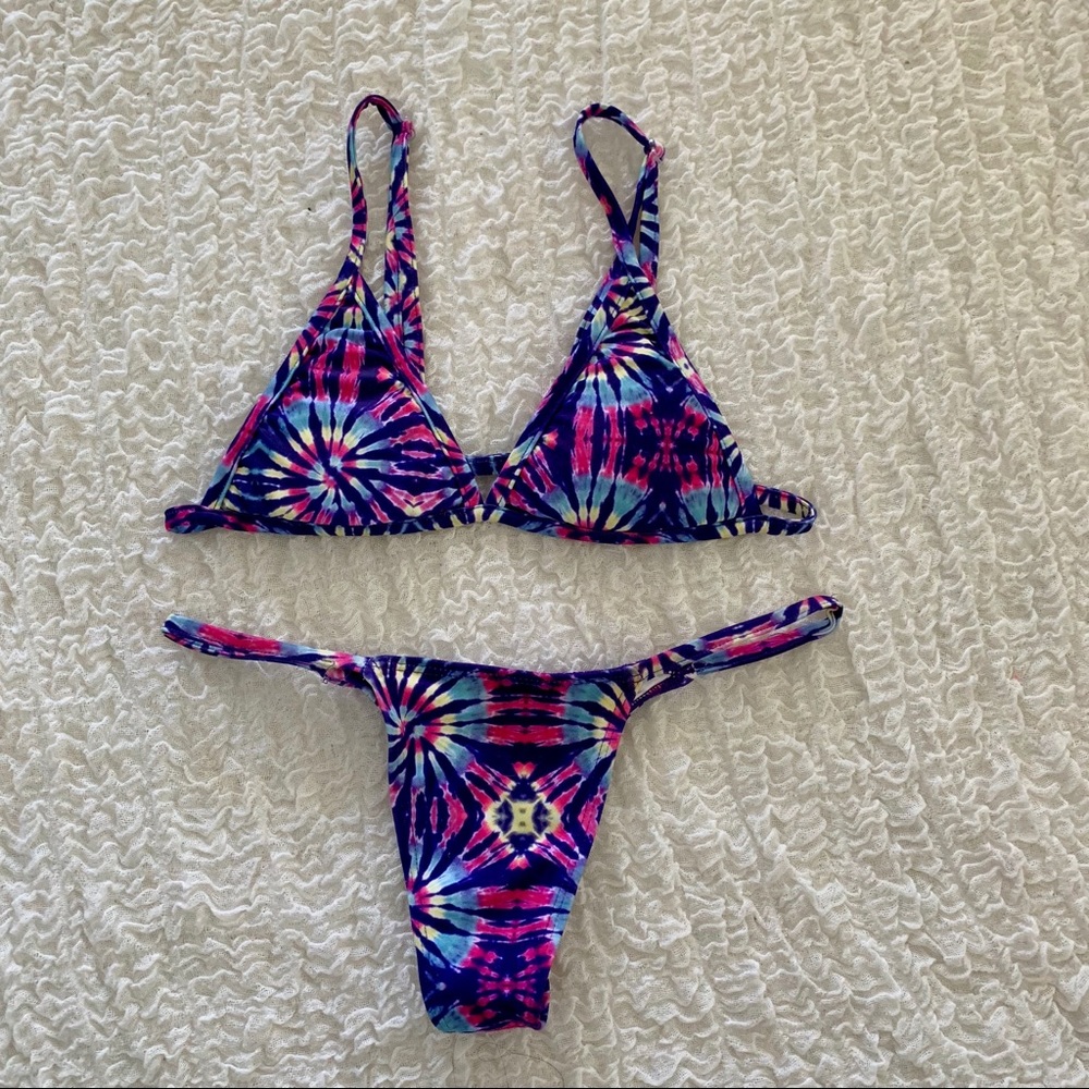 NADA tie dye bikini
